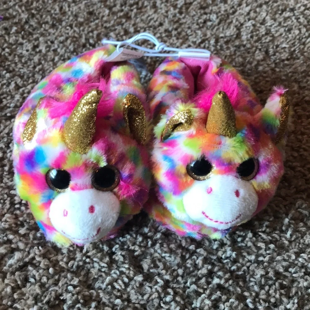 None nwt unicorn